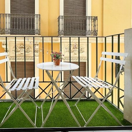 Apartamento Con Mucho Encanto En Pleno Centro Alicante Exterior photo