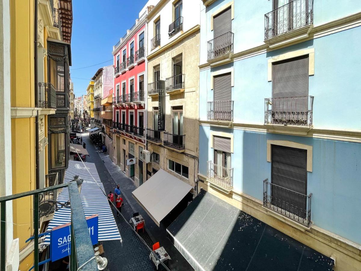 Apartamento Con Mucho Encanto En Pleno Centro Alicante Exterior photo